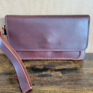 Portland Leather Goods Lily Wristlet